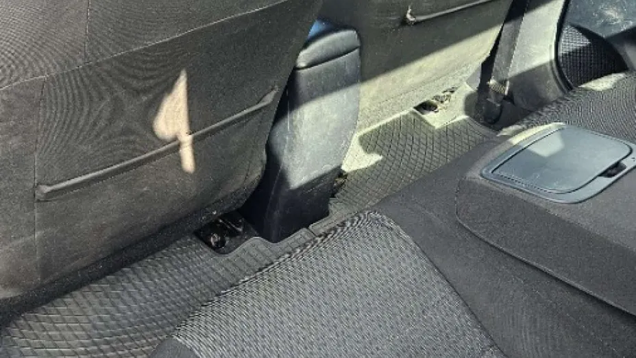 TOYOTA Avensis -