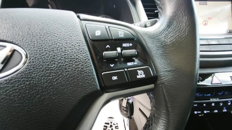 HYUNDAI Tucson -