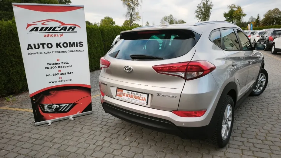 HYUNDAI Tucson -