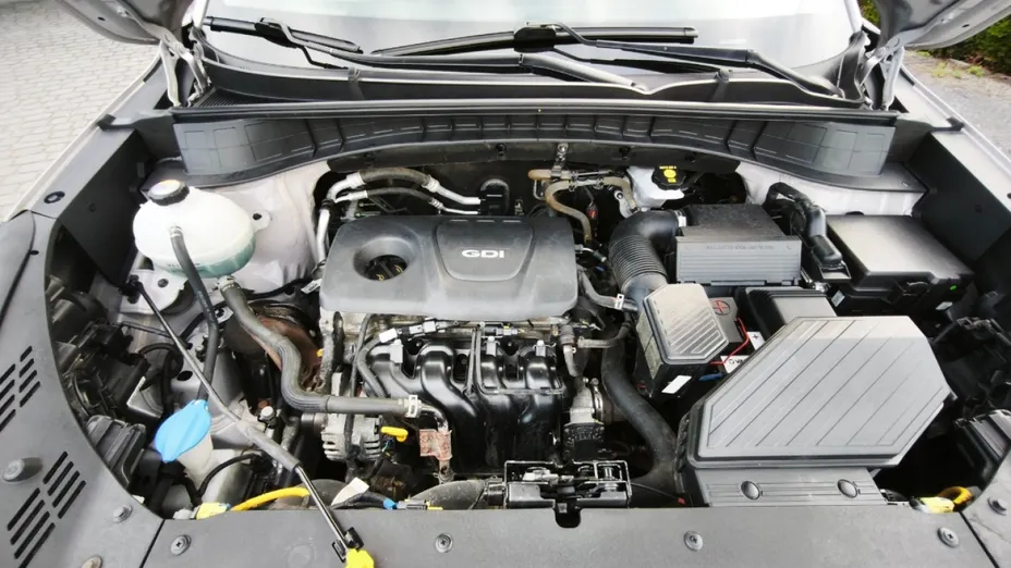 HYUNDAI Tucson -