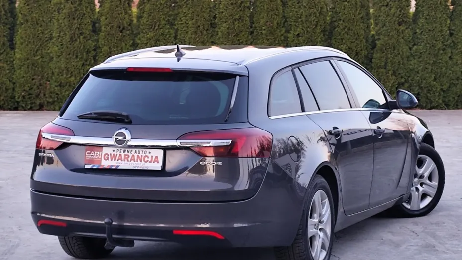 OPEL Insignia -