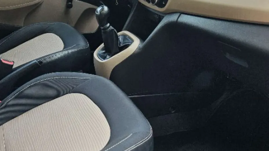 HYUNDAI i10 -