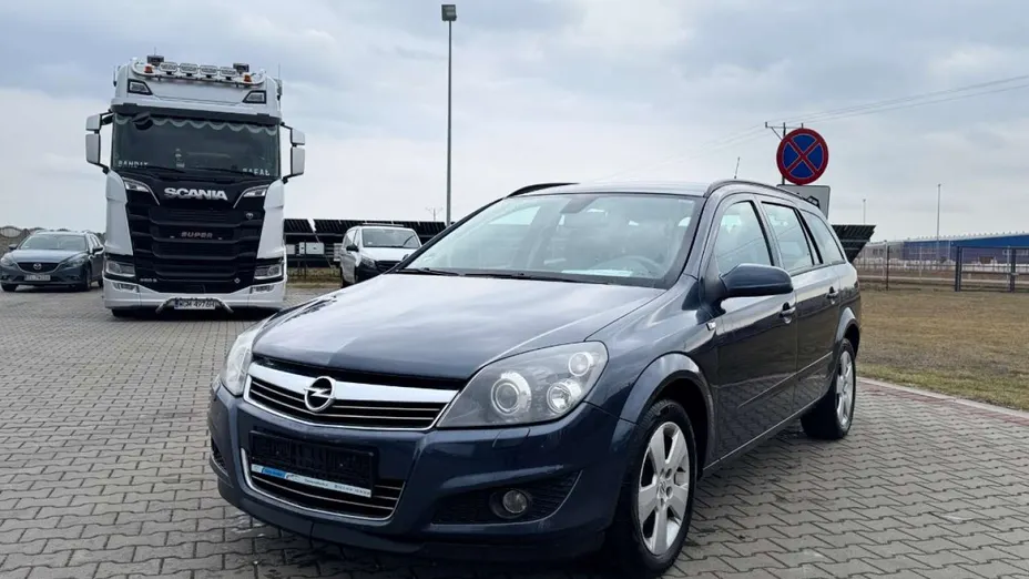 OPEL Astra -