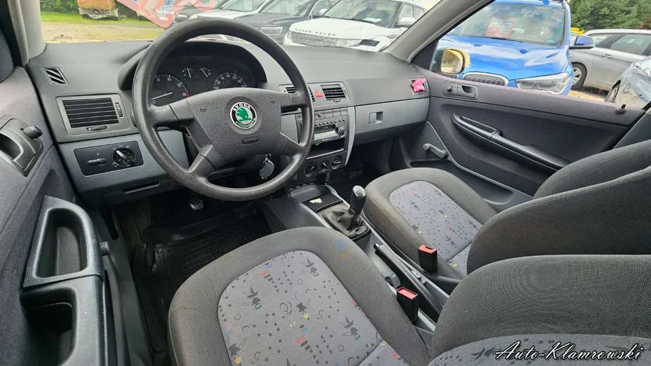 SKODA Fabia -