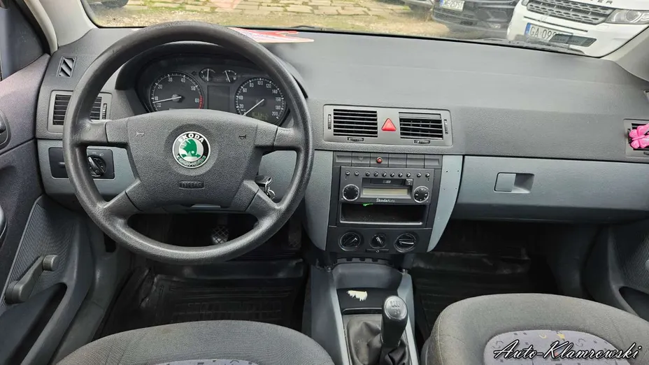 SKODA Fabia -