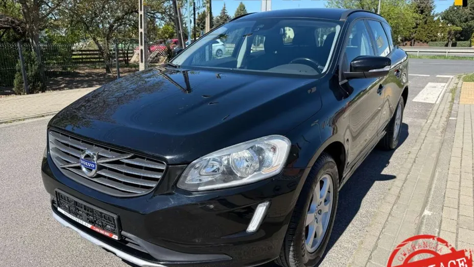 VOLVO XC60 -