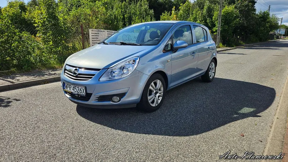 OPEL Corsa -