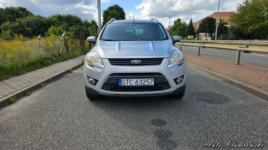 FORD Kuga -