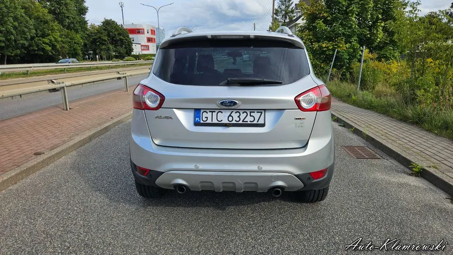 FORD Kuga -