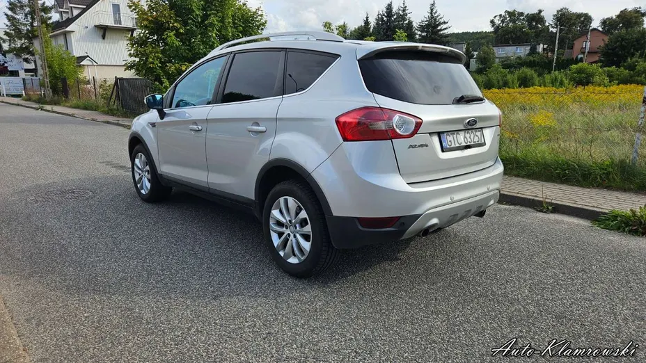 FORD Kuga -