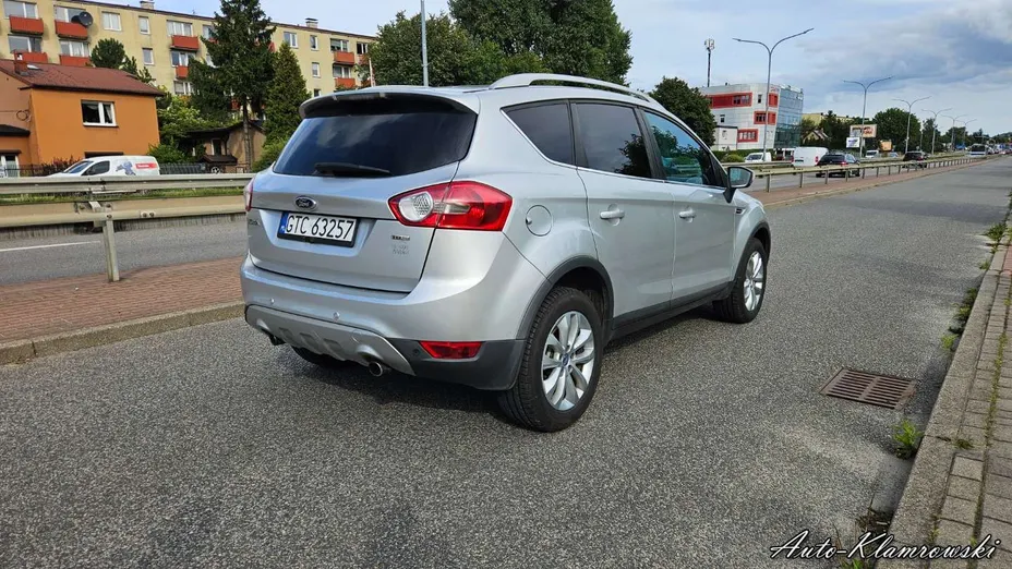 FORD Kuga -