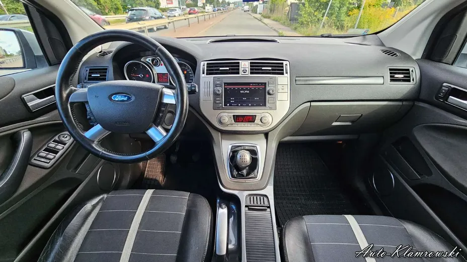 FORD Kuga -