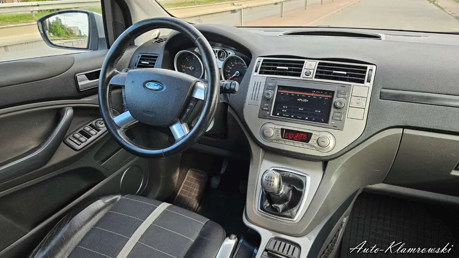 FORD Kuga -