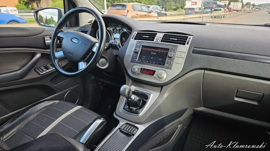 FORD Kuga -