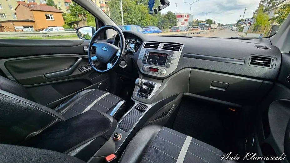 FORD Kuga -