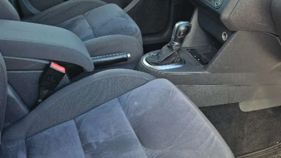 VOLKSWAGEN Touran -