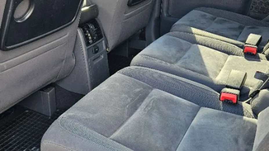 VOLKSWAGEN Touran -