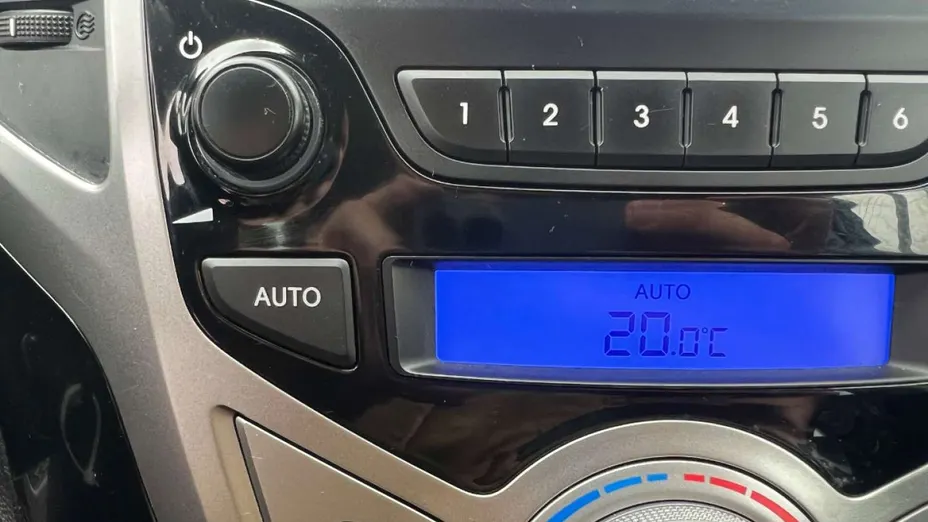 HYUNDAI ix20 -