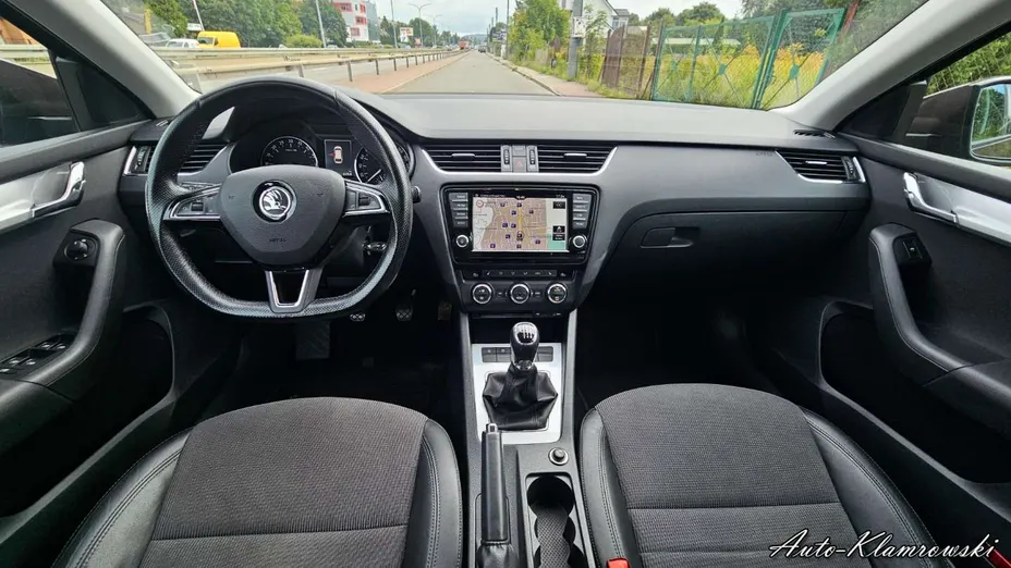 SKODA Octavia -