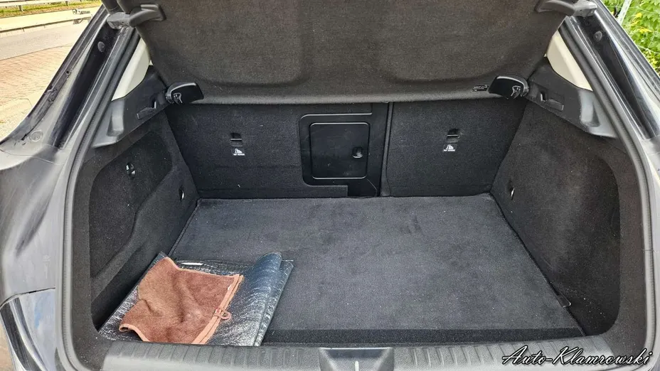 MERCEDES-BENZ GLA -