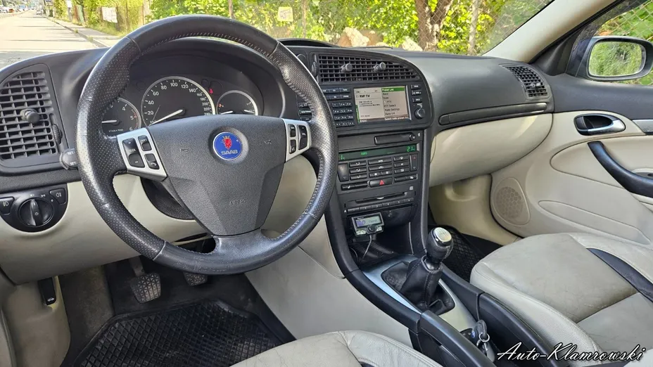 SAAB 9-3 -