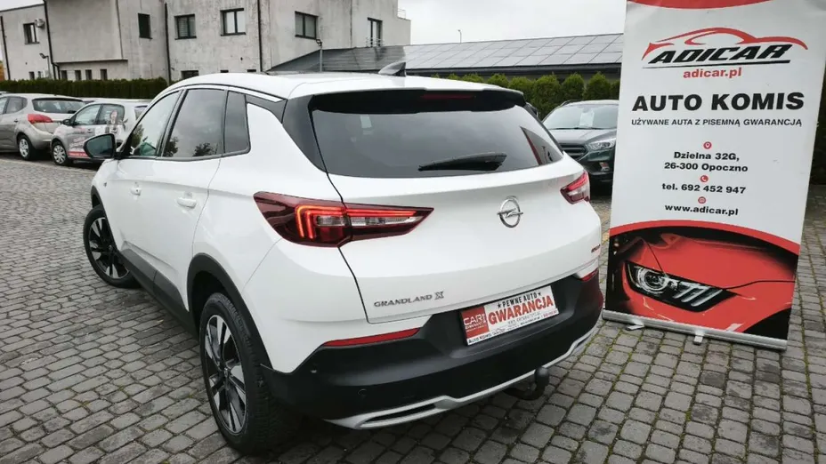 OPEL Grandland X -