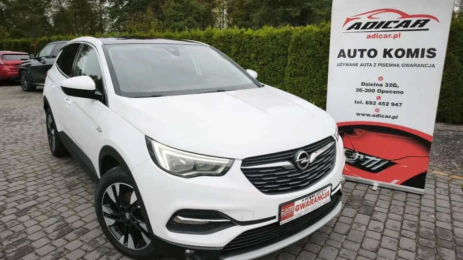 OPEL Grandland X -