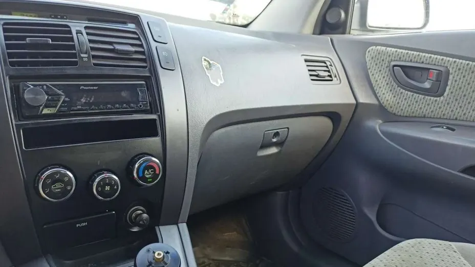 HYUNDAI Tucson -