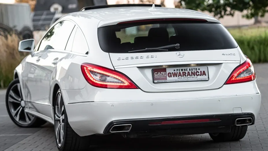 MERCEDES-BENZ CLS -