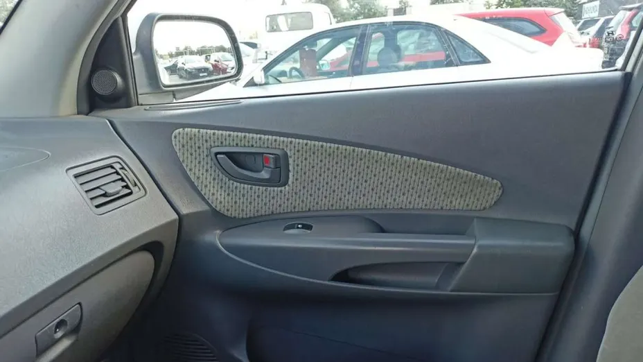 HYUNDAI Tucson -