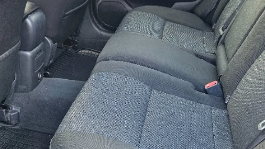 TOYOTA Avensis -