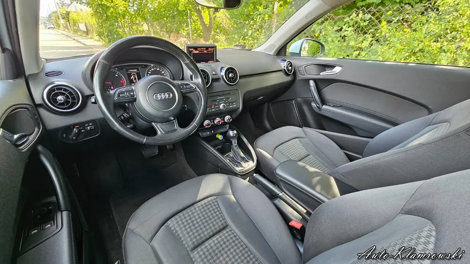 AUDI A1 -