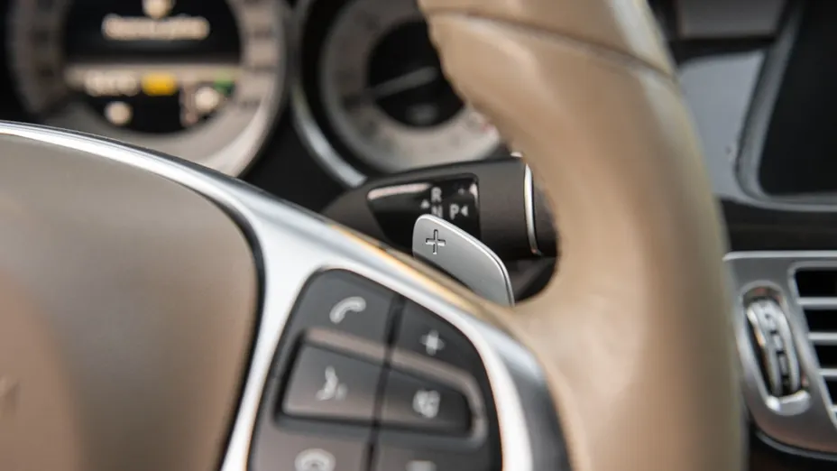 MERCEDES-BENZ CLS -