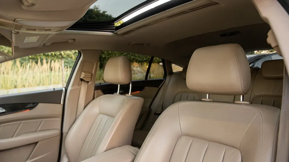 MERCEDES-BENZ CLS -