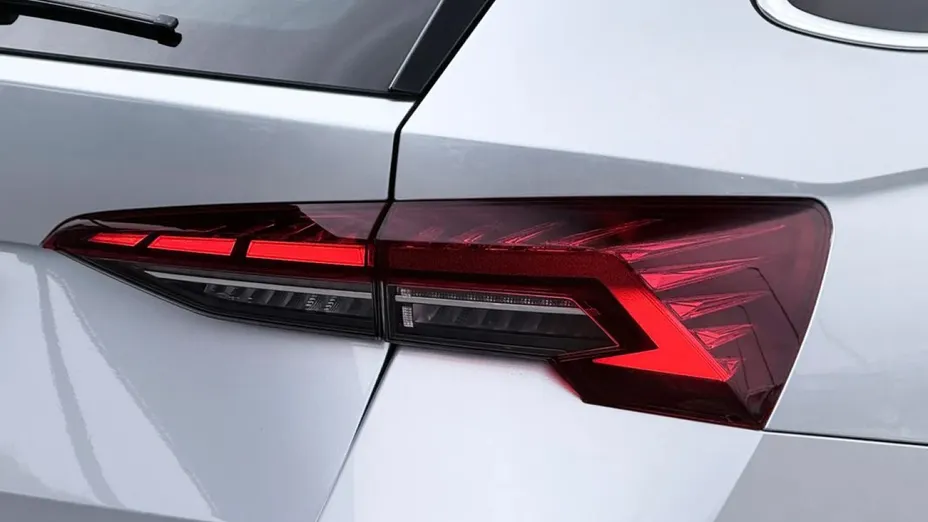 SKODA Octavia -