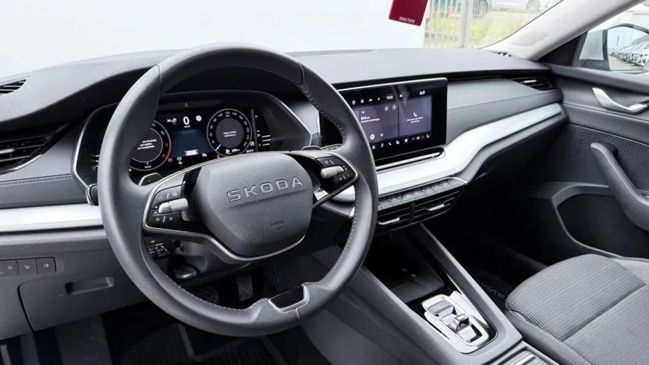 SKODA Octavia -