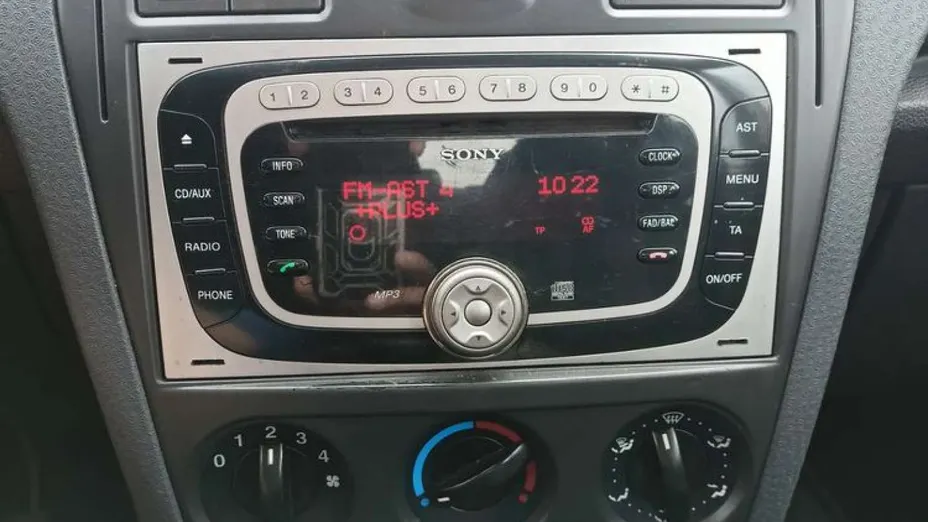 FORD Fusion -