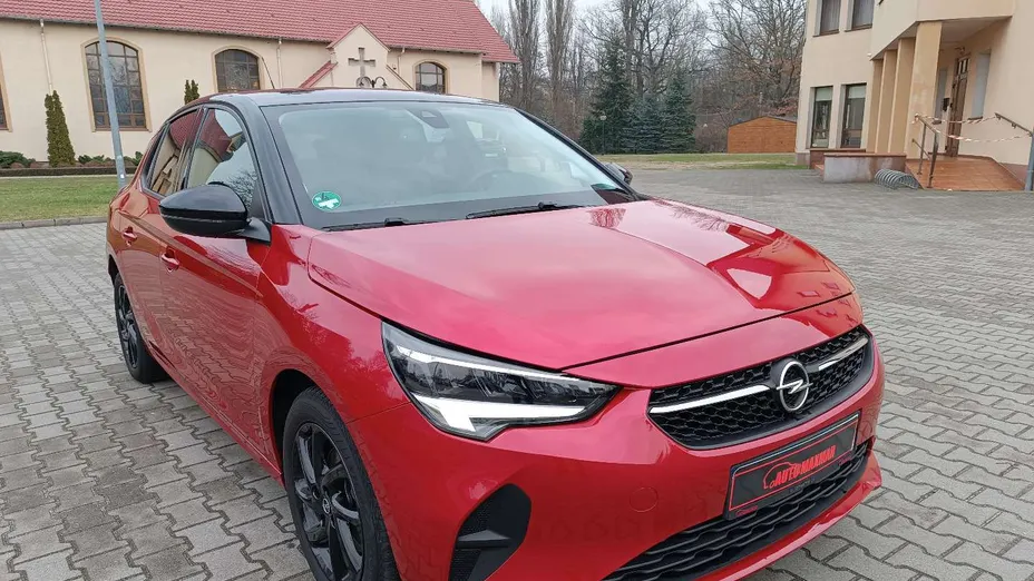 OPEL Corsa -