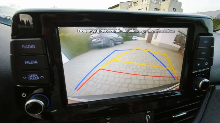 HYUNDAI i30 -