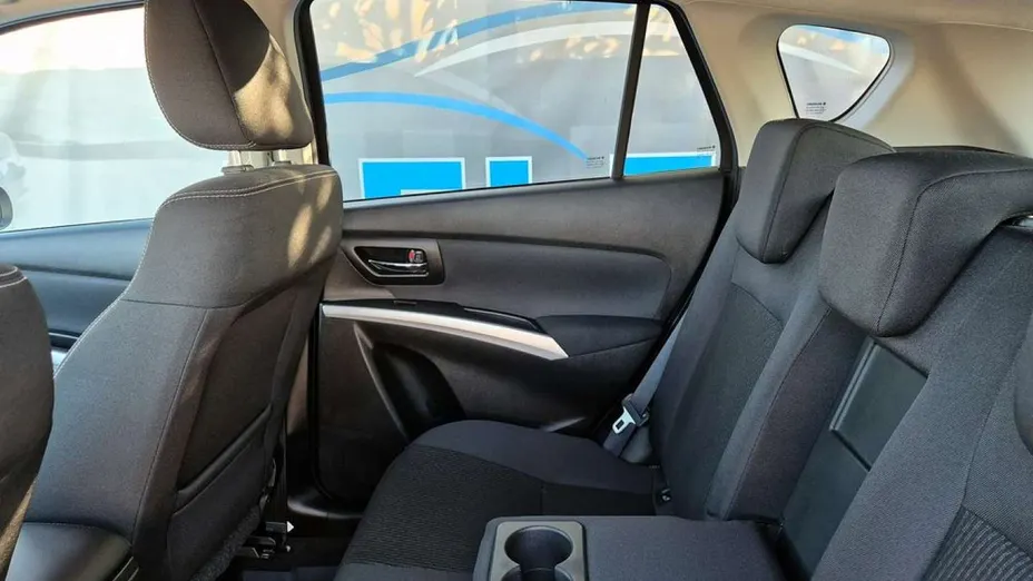 SUZUKI SX4 -
