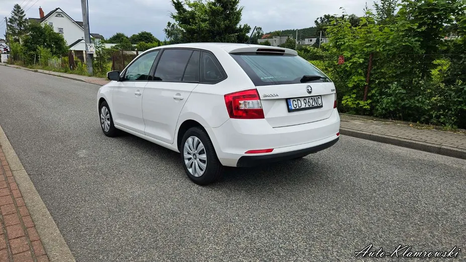 SKODA Rapid -