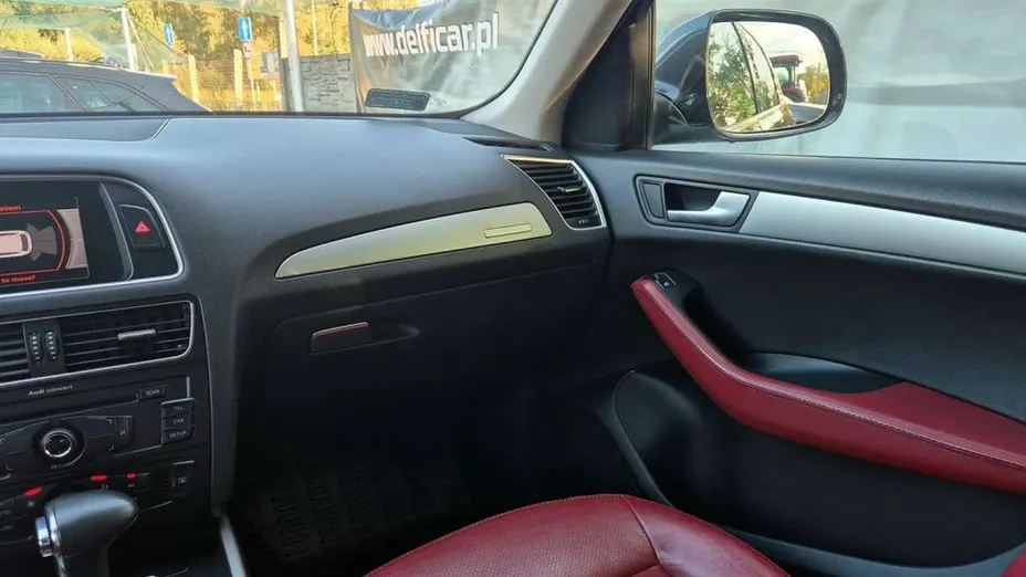 AUDI Q5 -