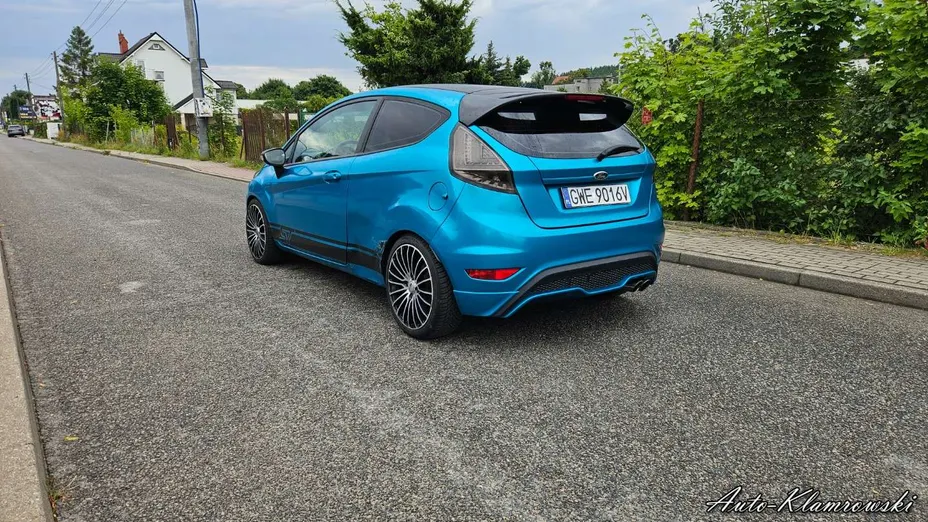 FORD Fiesta -