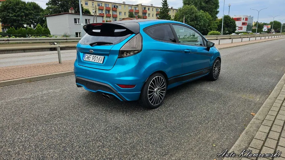FORD Fiesta -
