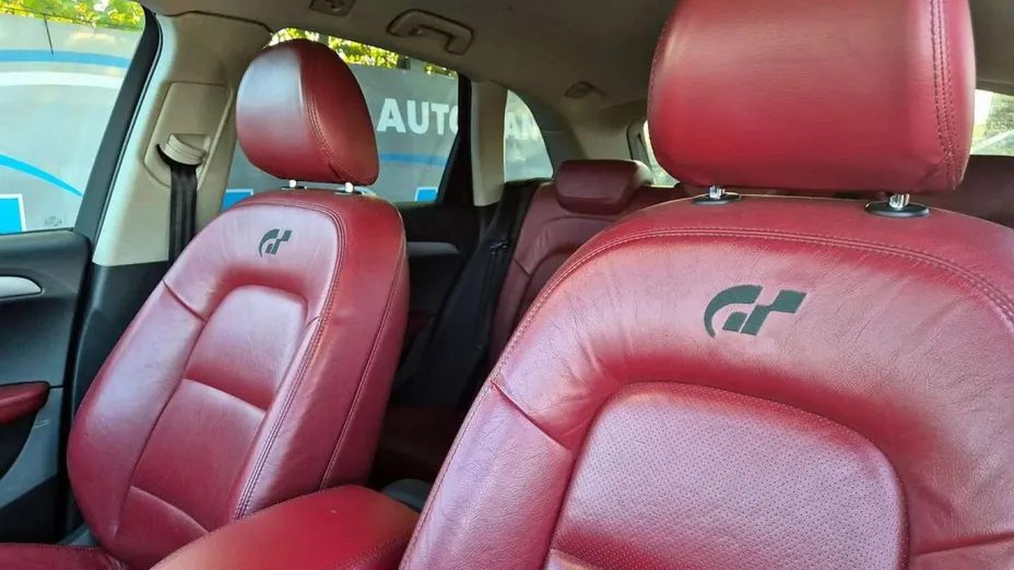AUDI Q5 -