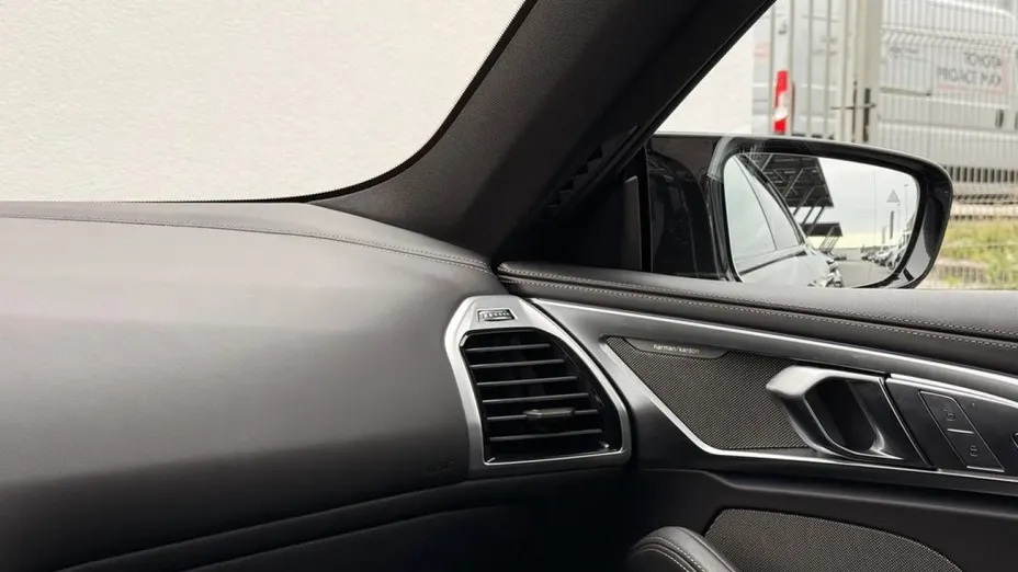 BMW Seria 8 -