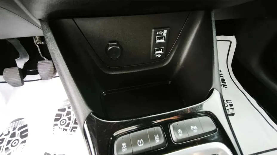OPEL Crossland X -