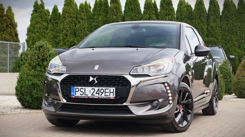 CITROEN DS3 -