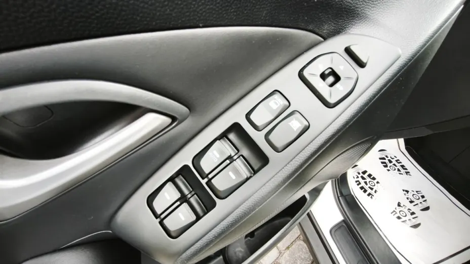 HYUNDAI ix35 -