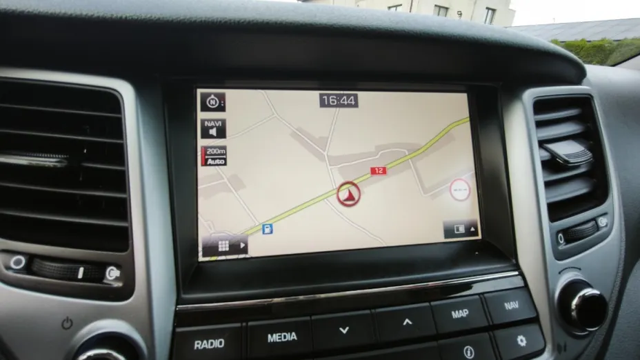 HYUNDAI Tucson -